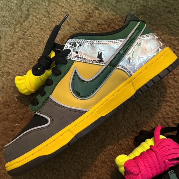 Nike Dunk low what the Duck multicolored size 10 - Picture 9 of 10